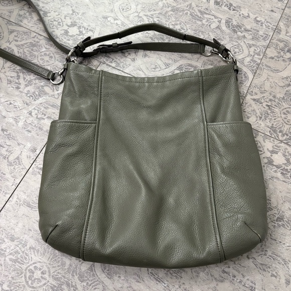 Coach | Park Leather Hobo Bag - Green Pebble Leather - Picture 4 of 10